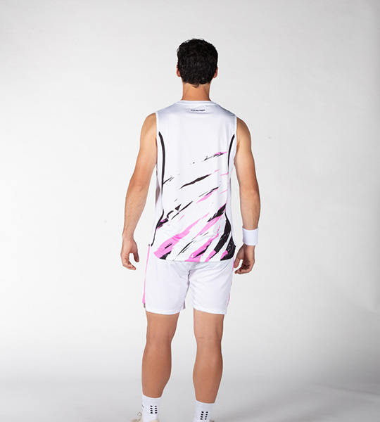 Performance sleeveless shirt